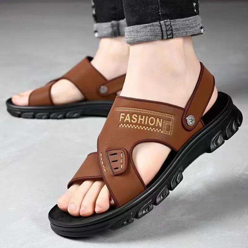 Strandskor för män non-halp stor storlek lyx 2025 elegant h clearance försäljning ny ankomst mode andas andas eviga man sandaler