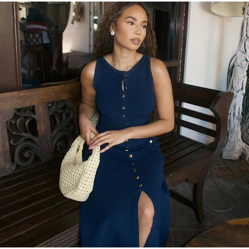 2024 Été Élégant Lady Tricoted Single Breasted Long Robes Femmes Solides Sans manches o