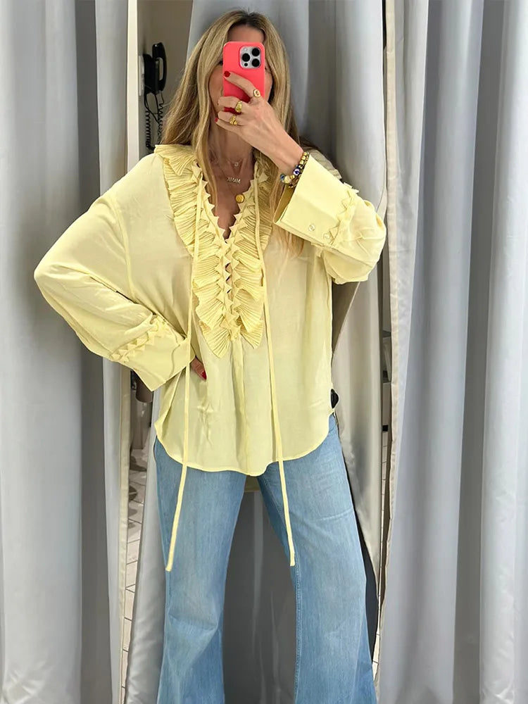 Kobiety swobodne żółte marszczenia bluzki moda v szyja koronkowa sznurka w długim rękawie luźna koszulka 2025 Summer Lady High Street Commute Clothing