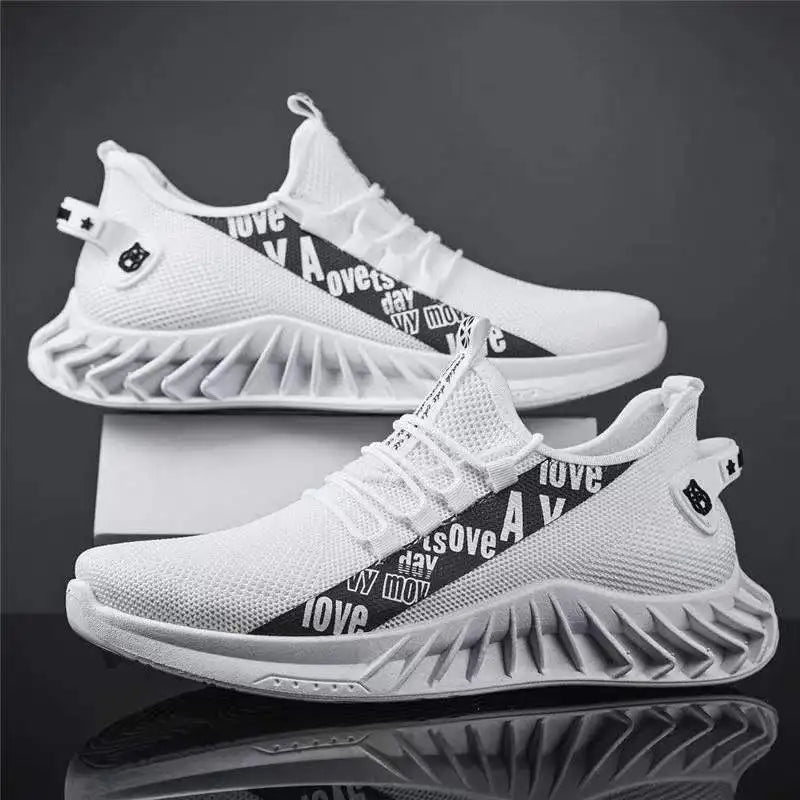 Men's mesh breathable casual sneakers summer soft sole non-slip comfort outdoor running shoes fashion student light sports shoes
