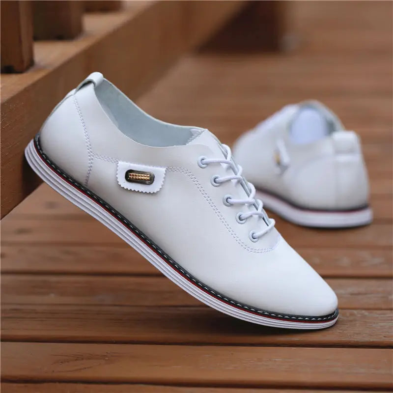 2025 New Men's Soft Leather Sneakers Waterproof Non-Slip Casual Shoes Comfortable Youth Footwear Anti-Slip Sole for Daily Wear