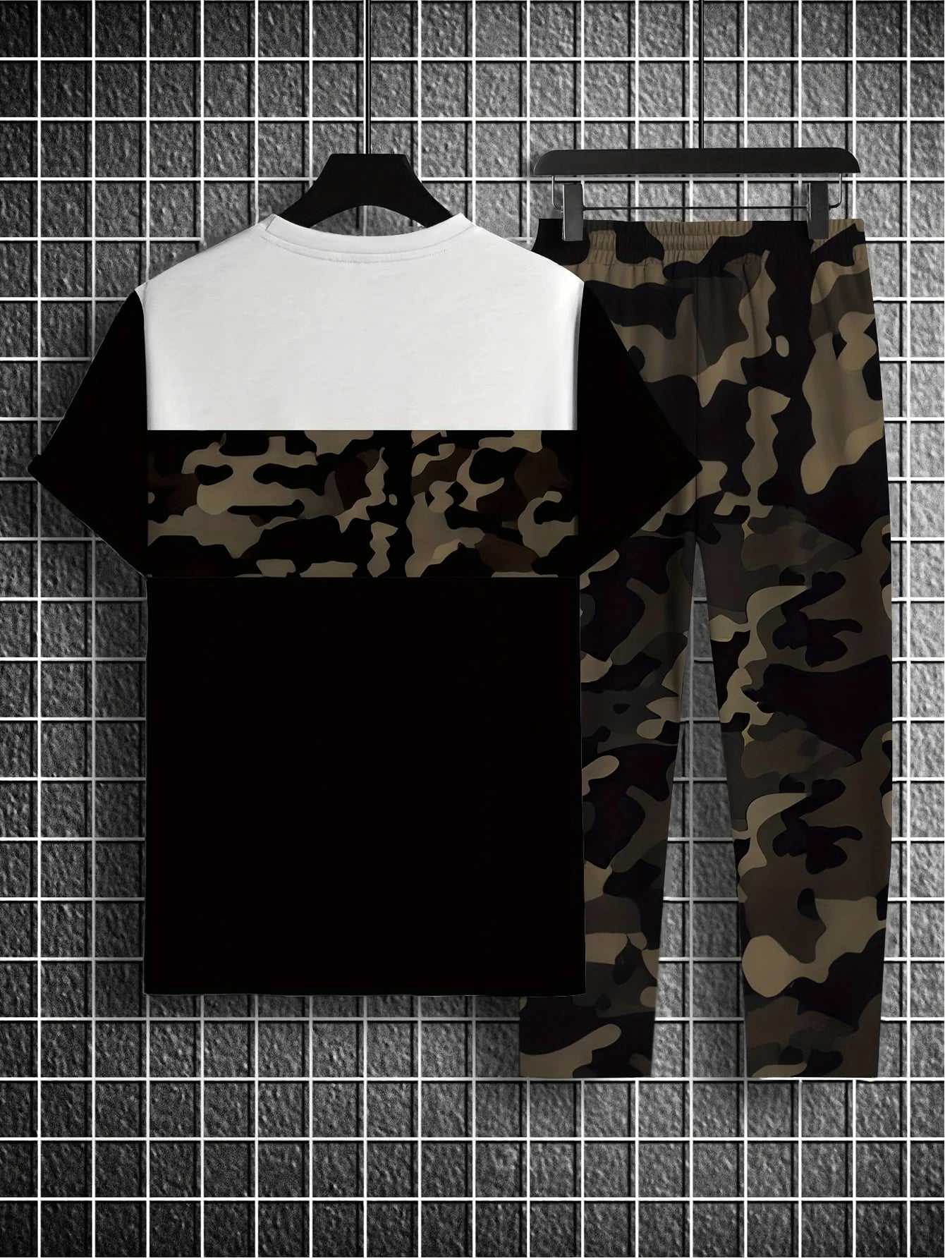 The 2025 summer new men's trousers set features 3d camouflage printed casual and fashionable outdoor clothing