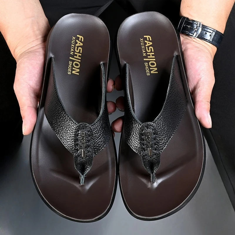 Hot Sale Men's Flip Flops High Quality Genuine Leather Men Slippers New Summer Beach Sandals Fashion Soft Soled Men Casual Shoes