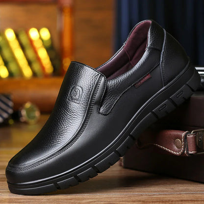 2025 Mænds ægte lædersko 38-46 Hovedlæder Soft Anti-Slip Rubber Loafers Sko mand afslappet ægte lædersko