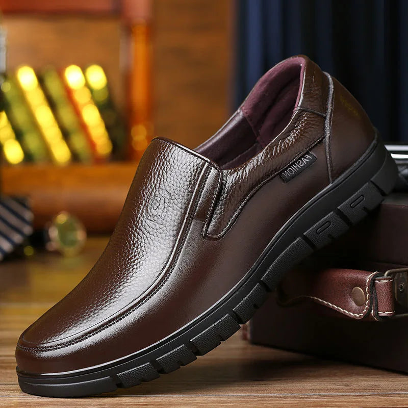 2025 Mænds ægte lædersko 38-46 Hovedlæder Soft Anti-Slip Rubber Loafers Sko mand afslappet ægte lædersko