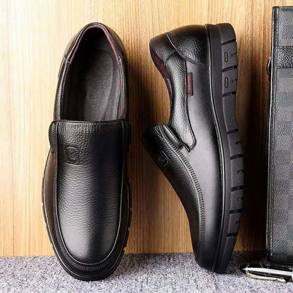 2025 Mænds ægte lædersko 38-46 Hovedlæder Soft Anti-Slip Rubber Loafers Sko mand afslappet ægte lædersko