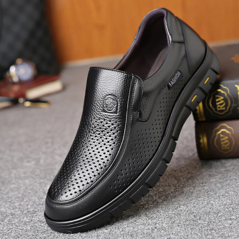 2025 Mænds ægte lædersko 38-46 Hovedlæder Soft Anti-Slip Rubber Loafers Sko mand afslappet ægte lædersko