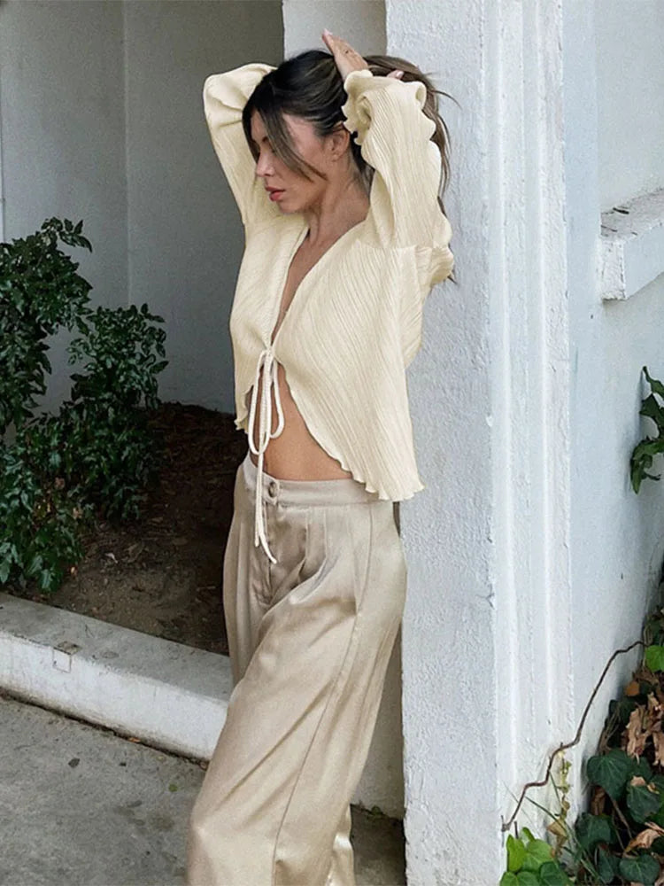 2025 Femei Cămăși Plisate Plisate Primăvară Fall Chic Long Flare Mânecă V- Neck Tie Up Cardigans Tops pentru Casual Party Street