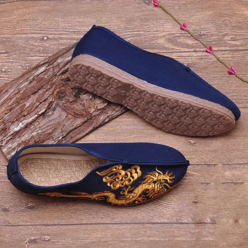 Chińskie buty płócienne męskie stary stary buty w Pekinie haft haft miękki espadrille mokasyny do jazdy dla mężczyzn