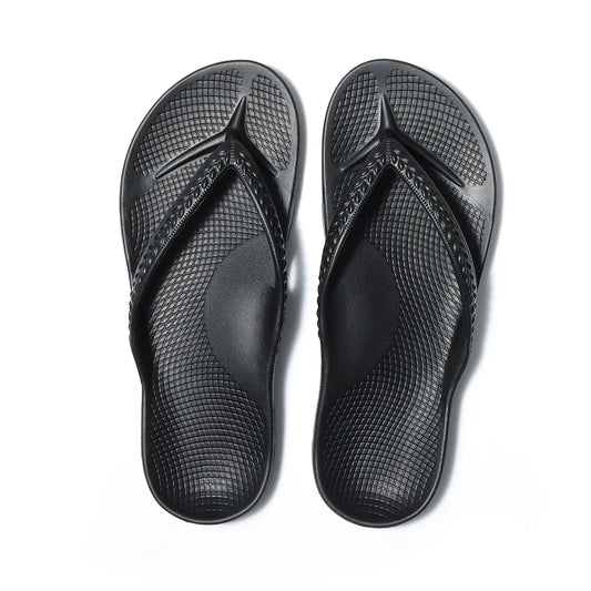Crestar Men's Summer Flip Flops Outdoor Lightweight Non-slip Beach Sandals With Arch Support Comfort Orthopedic House Slippers