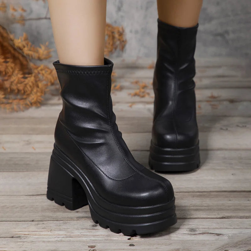 Mulheres novas botas curtas Botas curtas Mulheres sexy couro de bota quadrada de dedão casual calcanhar alto salto alto casual soled women sapatos zapatos
