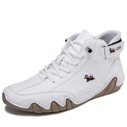 Chaussures décontractées en cuir baskets pour hommes Fashion Outdoor Logles de marche chaussures confortables chaussures de luxe Boots 2024 Nouveau