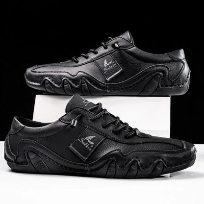 Nouveau 2024 Fashion Handmade Cuir Casual Men Chaussures Design d'automne baskets MAN MANS HAUPPLABLES CHAUSSURES D'HAUTS SOWS