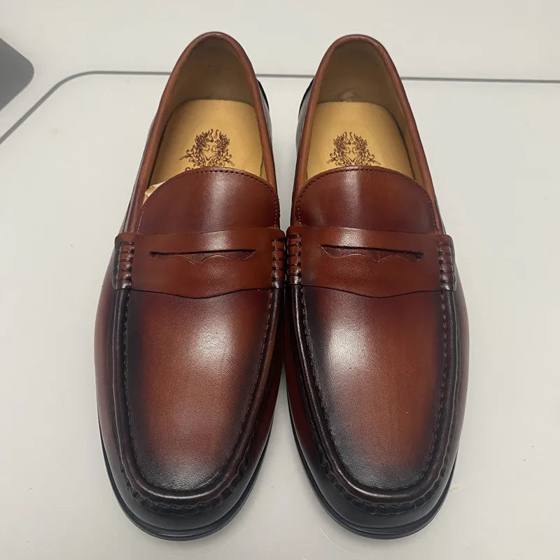 Luxury Men Penny Mocos de couro genuíno deslizam em sapatos pretos casuais vestidos