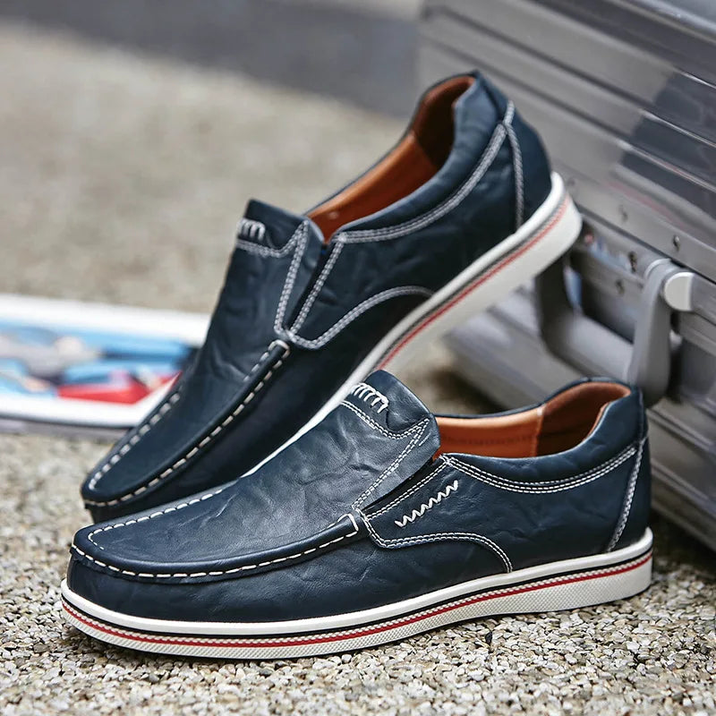 Kožené pánské příležitostné boty Flats Moccasins Men Loafers Party Driving Loafers boty Muž pravá kožená obchodní kancelář muži bota