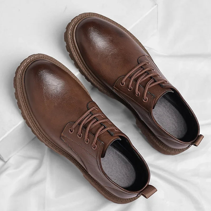 Menns retro forretningsinformelle skinnsko Cowhide Platform Big Head Platform Shoes Form Men British Style Low Work Shoe Male