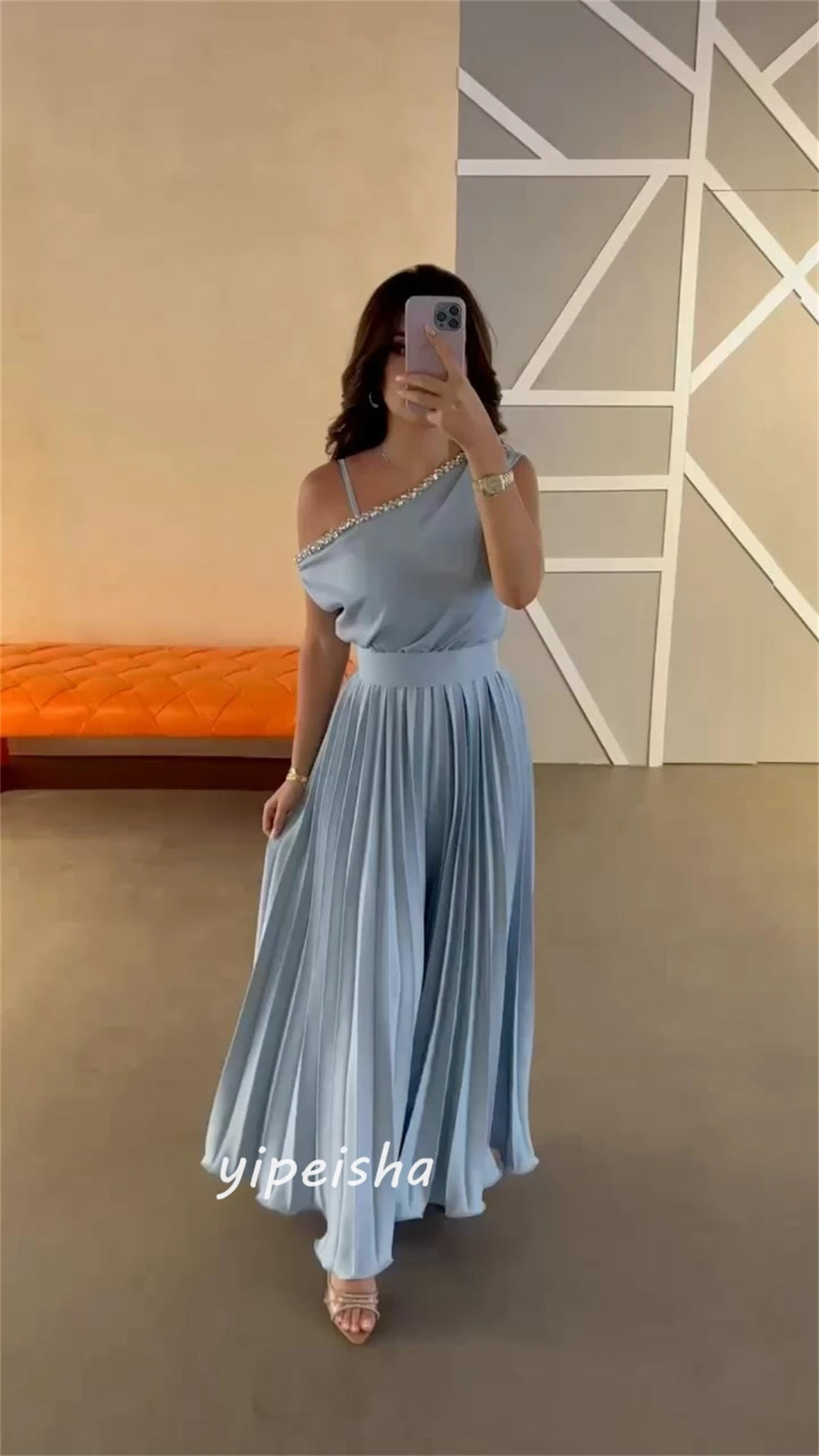 Customized Jiyigongs Perlen drapierte Abend A-Line One-Shoulder-maßgeschneiderte Gelegenheitskleid lange Kleider