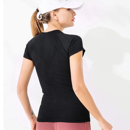 Kvinnor Fitness Sports T-shirt Toppar Kvinnor utomhussport Löst kort ärmstygn Gym Kunga Kvinna snabbt torkande andningsbar