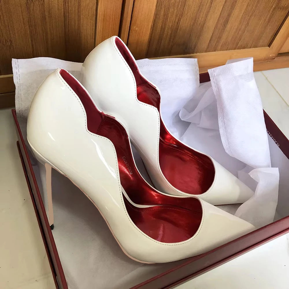 Heelgoo Glossy White Elegant Fashion Curl Cut Femei Pozitive Toe 12 cm Pantofi cu toc înalt Sexy V Cut Lady Wedding Pompe stiletto