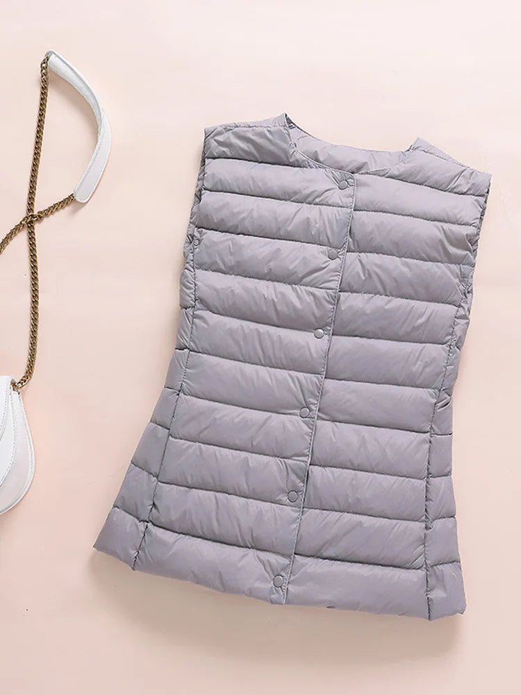0-10℃ Ultralight Down Vest Women 2024 New Autumn Winter Female Duck Down Waistcoat Puffer Feather Padded Sleeveless Warm Jackets