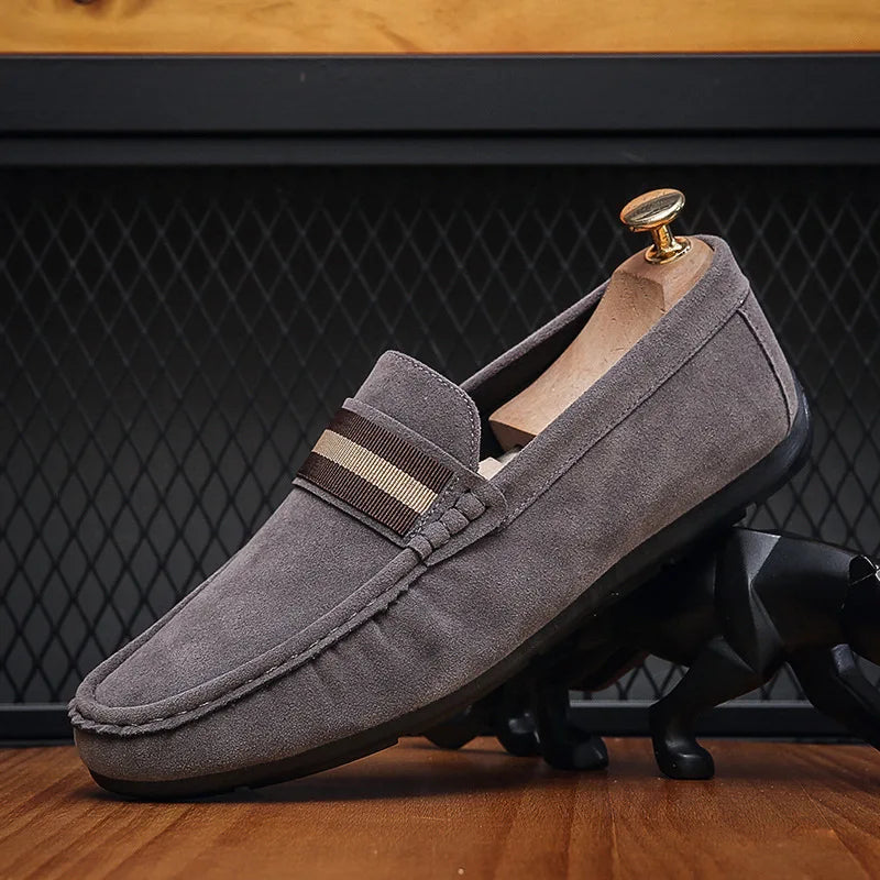Forår mænds afslappede sko ruskind loafers til mænd moccasins af høj kvalitet fladder mandlige vandresko komfortable mænds køresko