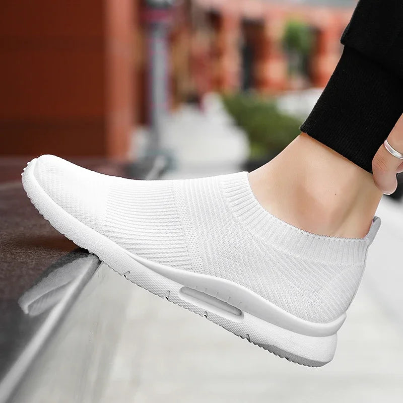 Damyuan Men Light Running Shoes Jogging Shoes Breathable Man Sneakers Slip On Loafer Shoe Men's Casual Shoes Størrelse 46 2020