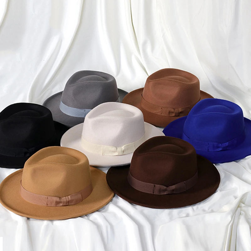 2022 Nya mode män fedoras hatt kvinnors jazzhatt med fluga elegant vår svart ullblandning mössa utomhus fellans hatt