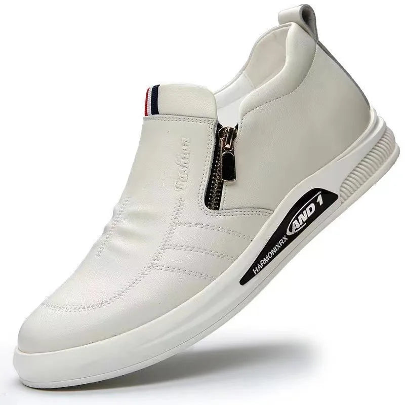 2024 Nouvelles chaussures en cuir décontractées pour hommes modes de mode automne slimon plate de commerce de boutiques