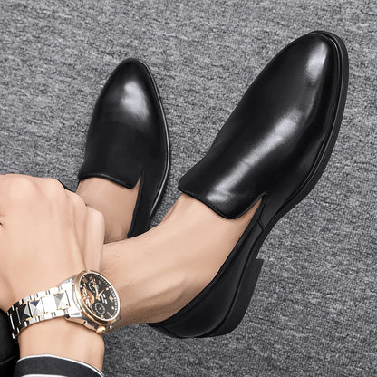 Business Formal Slip-On Leather Shoes Men's Casual Moccasins Black Wedding Shoes Dress Fashion Oxford Shoes Pointed Office Shoes