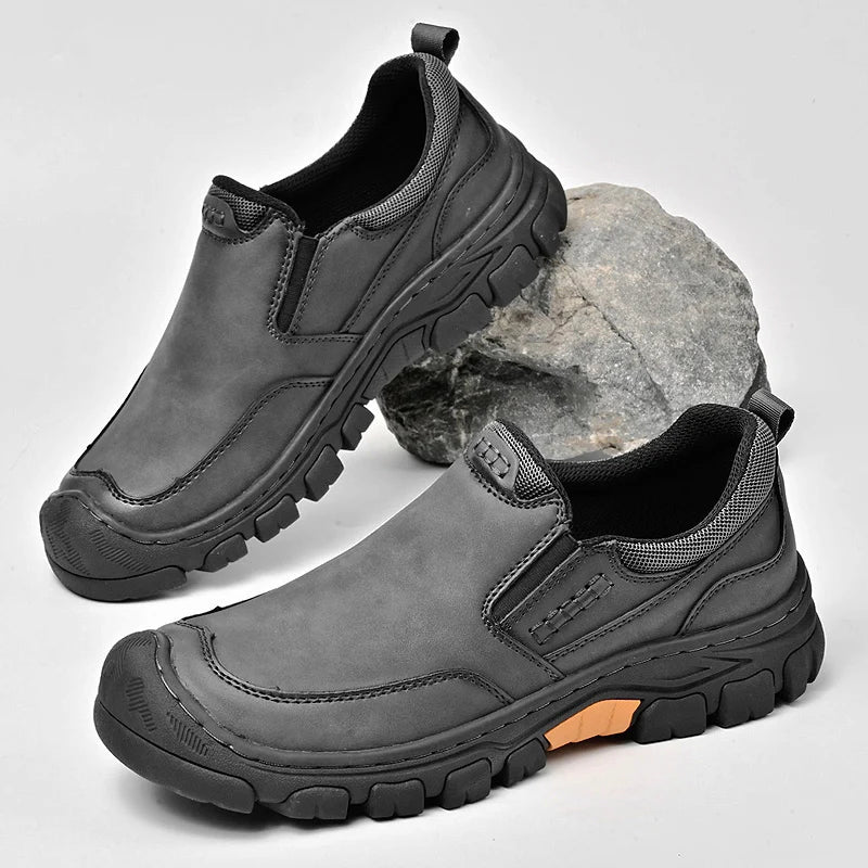 Genuine Leather Mens Slip on Shoes Hand Stitched Male Hiking Footwear Leisure Outdoor Treking Shoes New Antiskid Travel Trainers