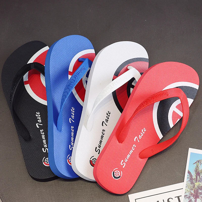 2022 Nuevas chanclas zapatillas Men verano antideslizantes al aire libre Corea sandalias de playa de playa ligera de la playa para el hogar.