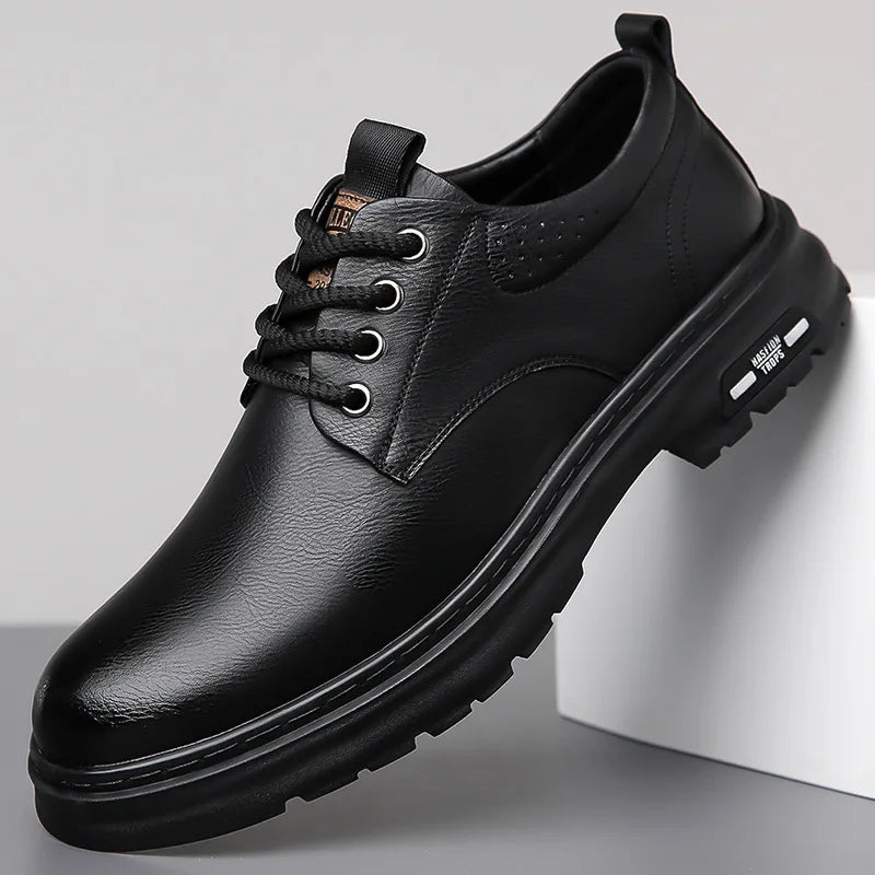 Business Casual Casual Sapatos de couro genuíno masculino Autumn Autumn Novo designer British Style Retro Platform Shoes Men
