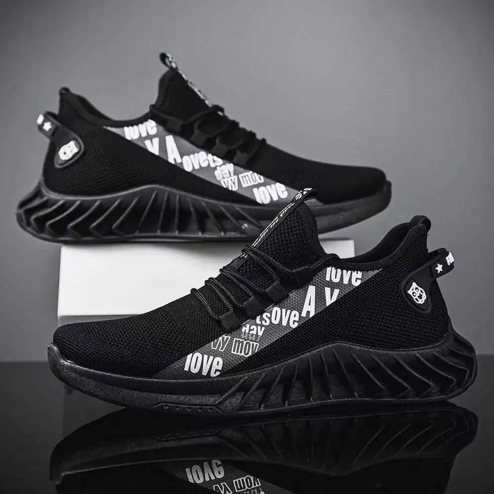 Men's mesh breathable casual sneakers summer soft sole non-slip comfort outdoor running shoes fashion student light sports shoes