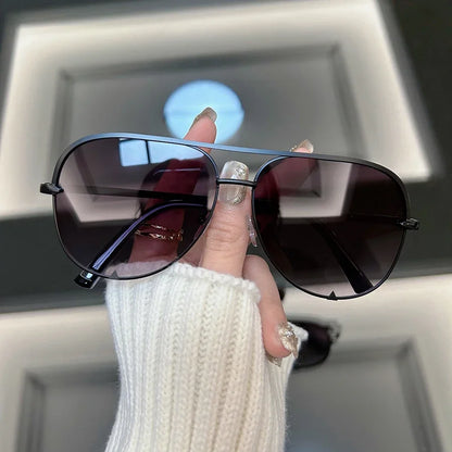 Mode vintage ovale zonnebrillen vrouwen mannen merk ontwerper retro zonnebril vrouwelijke mannelijke buitenspiegel punk tinten oculos de sol