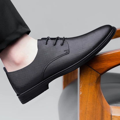 Luksuzna blagovna znamka udobna poslovna čevlji Oxford Classic Black Moški čipka
