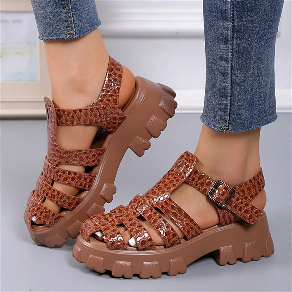 Sandale de vară Femei 2025 Nouă doamne romane plajă sandale cu nas închis 35-43 sandale de pantofi casual de dimensiuni mari de dimensiuni casual