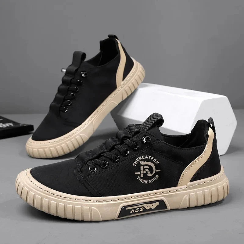 2025 Men Black Casual Shoes Spring Summer Fashion Flat Skateboard Canvas Shoes Youth New Design Loafers Sneaker Large Size 44