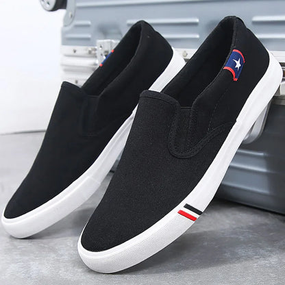2023 Nya dukskor Män sommarklassiska loafers män casual skor andas lata promenader platta män skor sneakers plus storlek 47