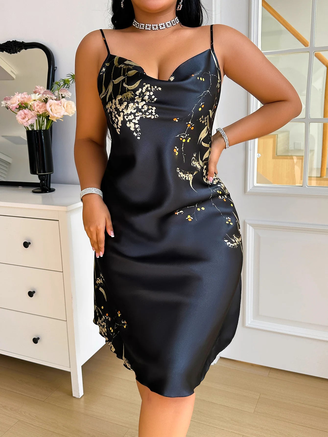 Plus Size Random Floral Print Sleeveless Nightdress Elegant and Comfortable Loungewear for Women