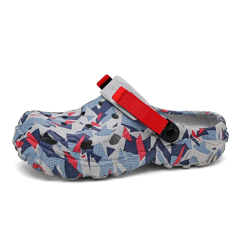 NYE MENNESKLOGER Tøfler Sandal Menn Hagesko Flat kamuflasje Sandaler Mannlige joggesko utendørs flip flops Hjem