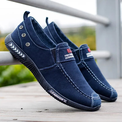 Denim Pánské plátno boty Sklouzněte na tenisky Muž na léto 2025 Nové venkovní řízení mokasinu trendy vintage mochéra boty pro muže
