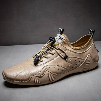 Läder casual sneakers för män som kör skor 2024 Nytt mode i vattentäta män Doug lyxklänning loafers skor skor skor