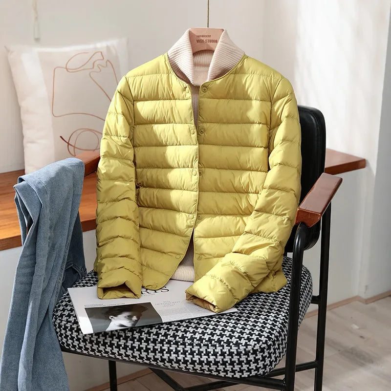 Plus size 2023 Nuova autunno inverno da donna calda Duck White Down Slim Down Slim Down Female Fashion Ultra leggero Paintoni da palla confezionabile
