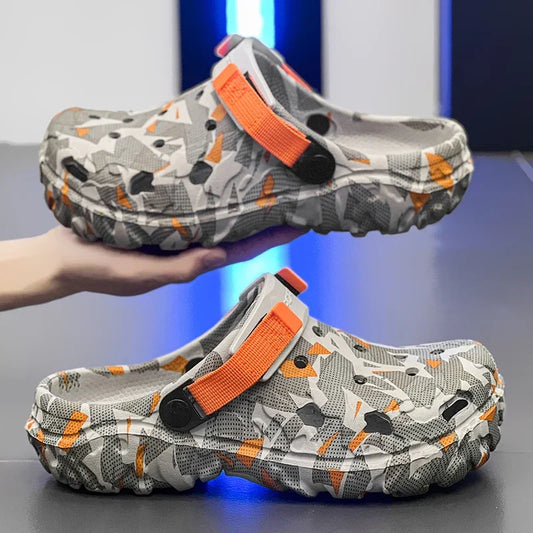 NYE MENNESKLOGER Tøfler Sandal Menn Hagesko Flat kamuflasje Sandaler Mannlige joggesko utendørs flip flops Hjem