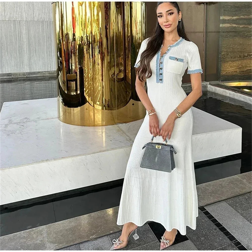 Elegant kontrasterende kvinder strik maxi kjole chic o-hals kortærmet metal knapper bodycon kjoler kontor dame pendler kjortel