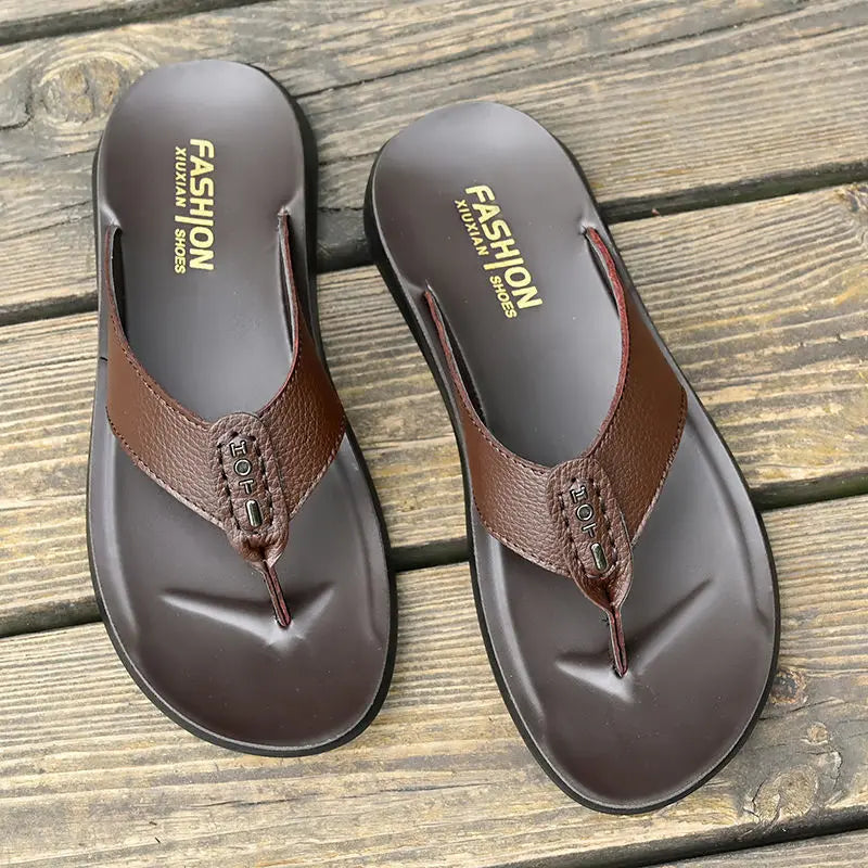 Hot Sale Men's Flip Flops High Quality Genuine Leather Men Slippers New Summer Beach Sandals Fashion Soft Soled Men Casual Shoes