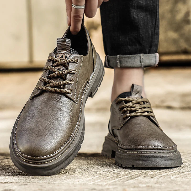 Pomladi visokokakovostni moški brogue britanski čevlji za obleke oxford moški gospod usnjena obutev stanovanja moški črni loafers Zapatos hombre