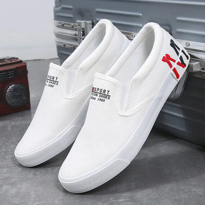 2023 Nya dukskor Män sommarklassiska loafers män casual skor andas lata promenader platta män skor sneakers plus storlek 47