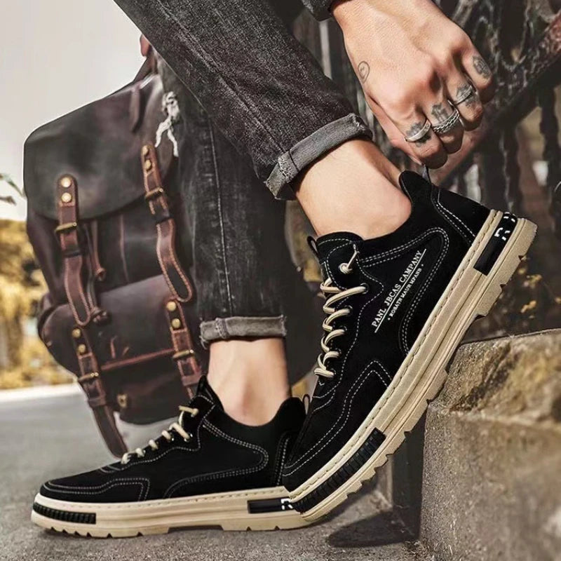 Trend Men Sneakers Outdoor Niepoślizgowe buty turystyczne dla mężczyzn Wygodne buty robocze luksusowe luksusowe platforma Mężczyzny kostki 2024 NOWOŚĆ