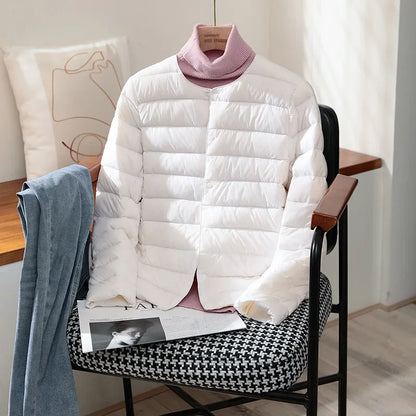 Plus size 2023 Nuova autunno inverno da donna calda Duck White Down Slim Down Slim Down Female Fashion Ultra leggero Paintoni da palla confezionabile